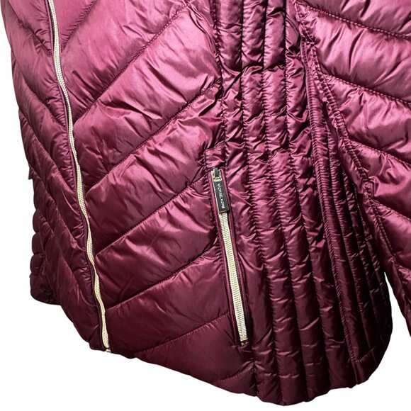 MICHAEL Michael Kors Reversible Packable Hooded Chevron Jacket size S New - Picture 6 of 12